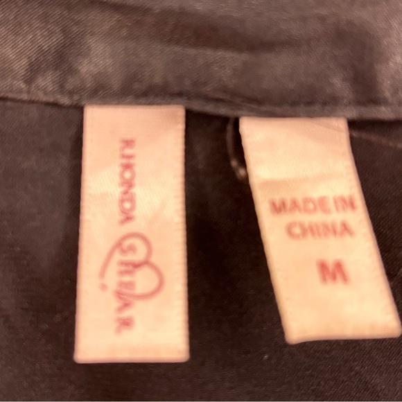 Rhonda Shear Black Satin and Lace Kimono Robe - Picture 13 of 14